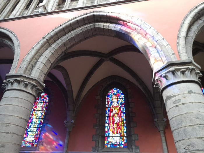 Interieur kerk Pamele 11 maart 2013